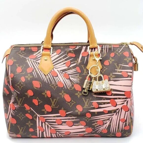 Authentic Louis Vuitton Lock & Key with unbranded Bagcharm, Keycharm 121425 - Picture 8 of 8